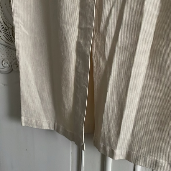 Blue Willi’s corduroy maxi skirt - Picture 6 of 7